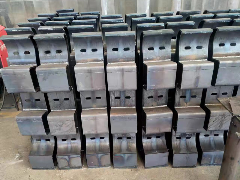 �ְ�����